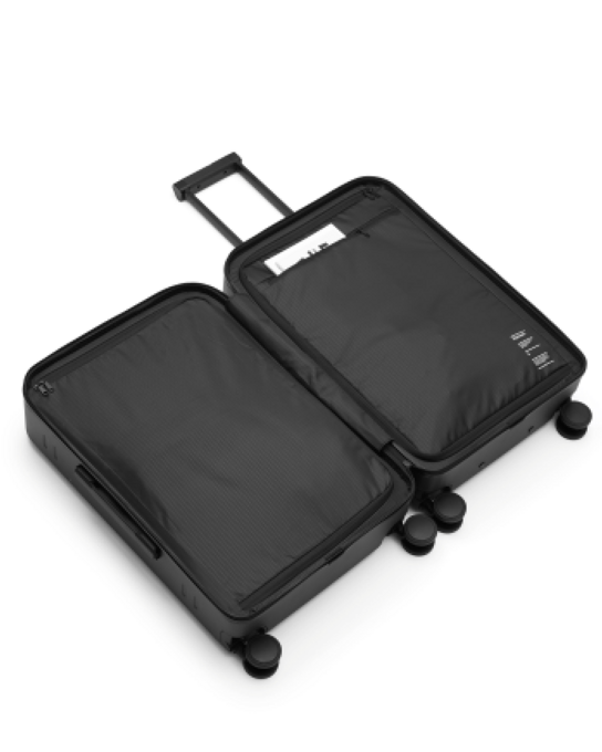 Cestovní kufr Db Ramverk Check-in Luggage Medium Black Out - 2024/25