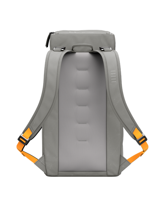 Hydratační Batoh DB Hugger Backpack 25L Sand Grey - 2024/25