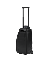 Batoh DB Hugger Roller Bag Příruční 40L Black - 2024/25