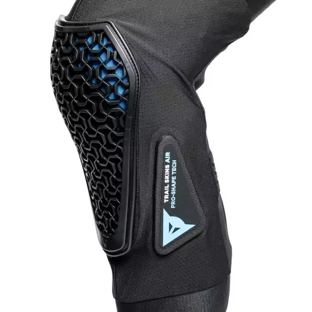 Kolenné chrániče Trail Skins Air Knee Guards Black - 2023