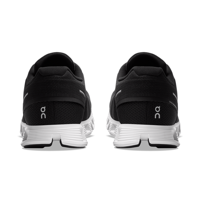 On Running Cloud 5 Black/White