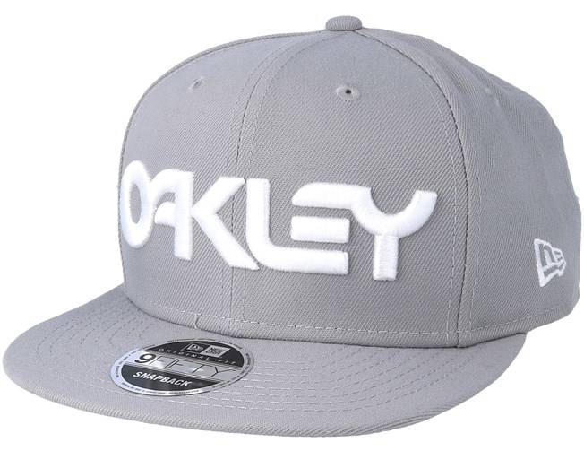 Viečko OAKLEY MARK II NOVELTY SNAP BACK STONE GRAY